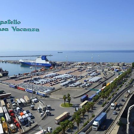 Il Castello Casa Vacanza Salerno Bagian luar foto