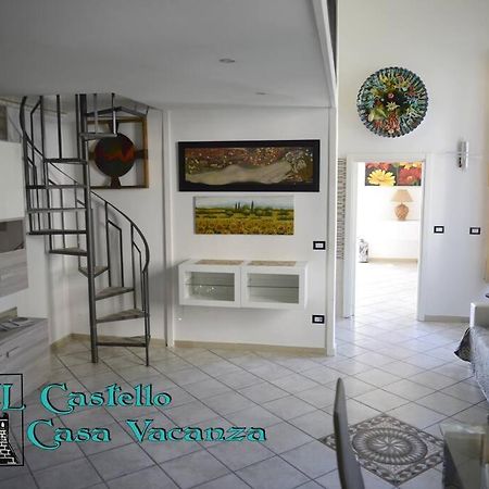 Il Castello Casa Vacanza Salerno Bagian luar foto