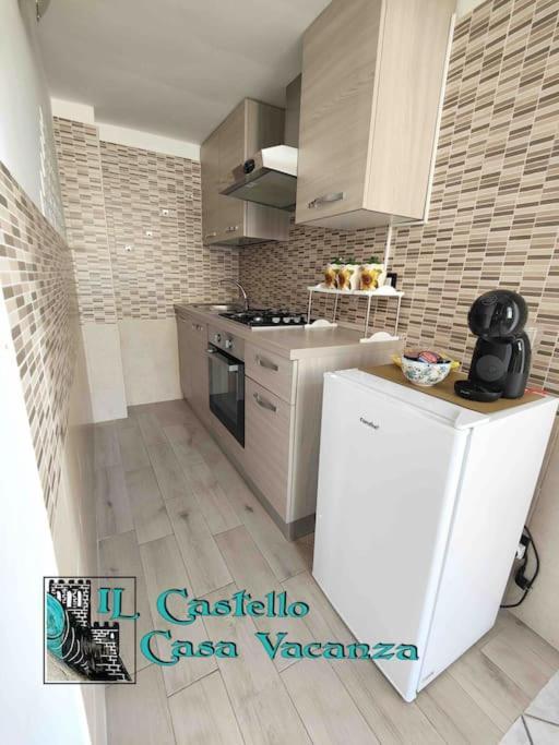 Il Castello Casa Vacanza Salerno Bagian luar foto